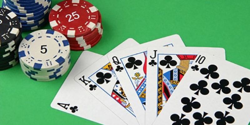 Sơ lược về hình thức chơi bài tại Ae888